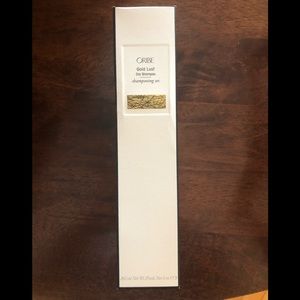 Oribe gold lust dry shampoo